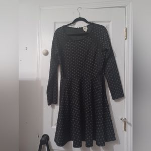 Beautiful polka dot dress with lace details sz L